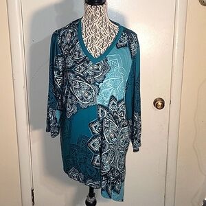 CHICO'S Plus size 3XLPaisley Print Tunic Top V-Neck Long Sleeve‎ Asymmetric Hem